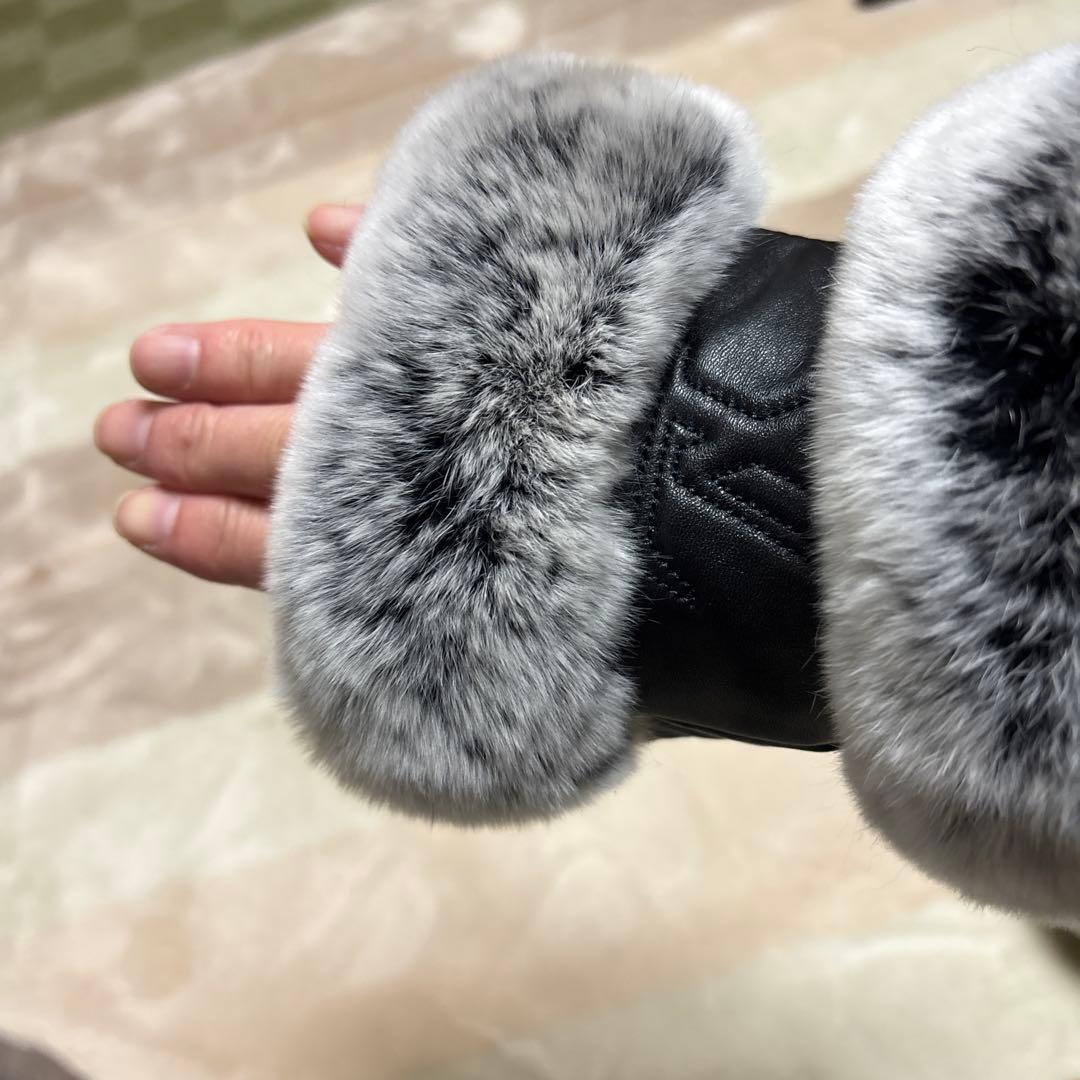 レザー ファー付きアームカバー ブラック グレー