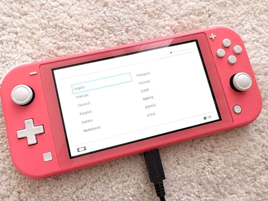 任天堂　Switch Lite ピンク