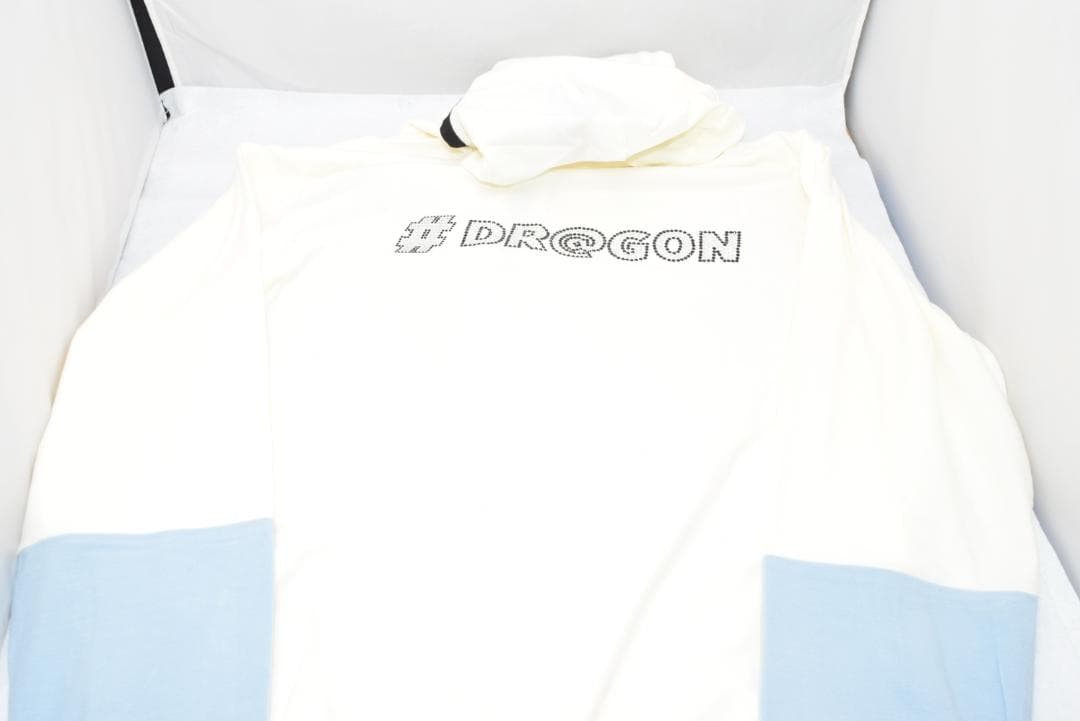 新品☆ダンスウィズドラゴン SMOOPHフーディー☆アウター☆白☆XLサイズ