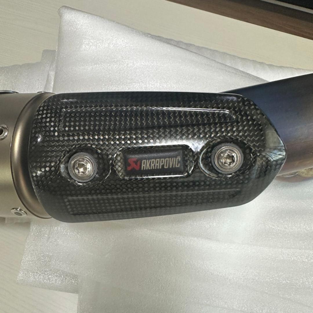 S1000RR AKRAPOVIC マフラー本体 チタン製