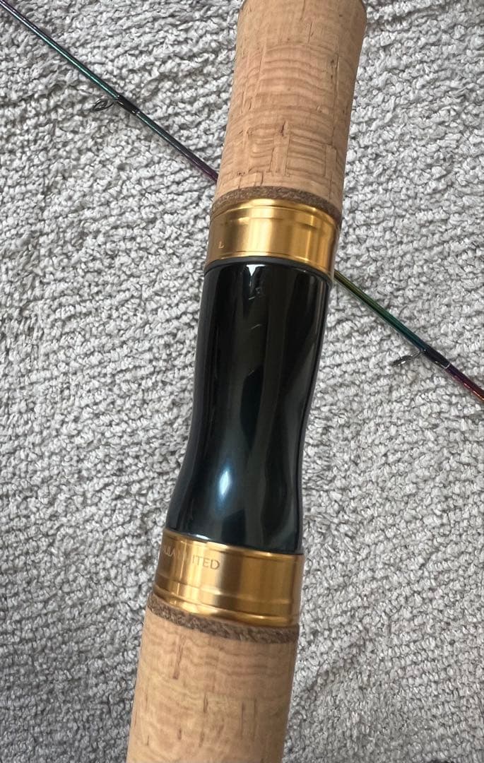 ワールドシャウラリミテッド2831R-2