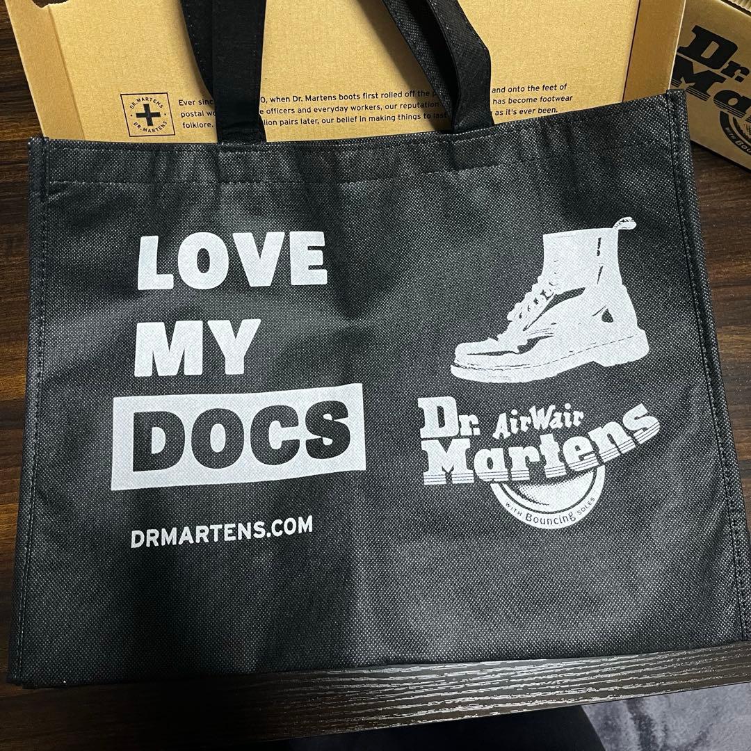 靴 Dr. Martens Adrian YS BLACK