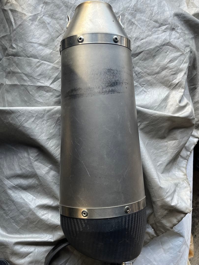 YZF-R6 レオビンチマフラー