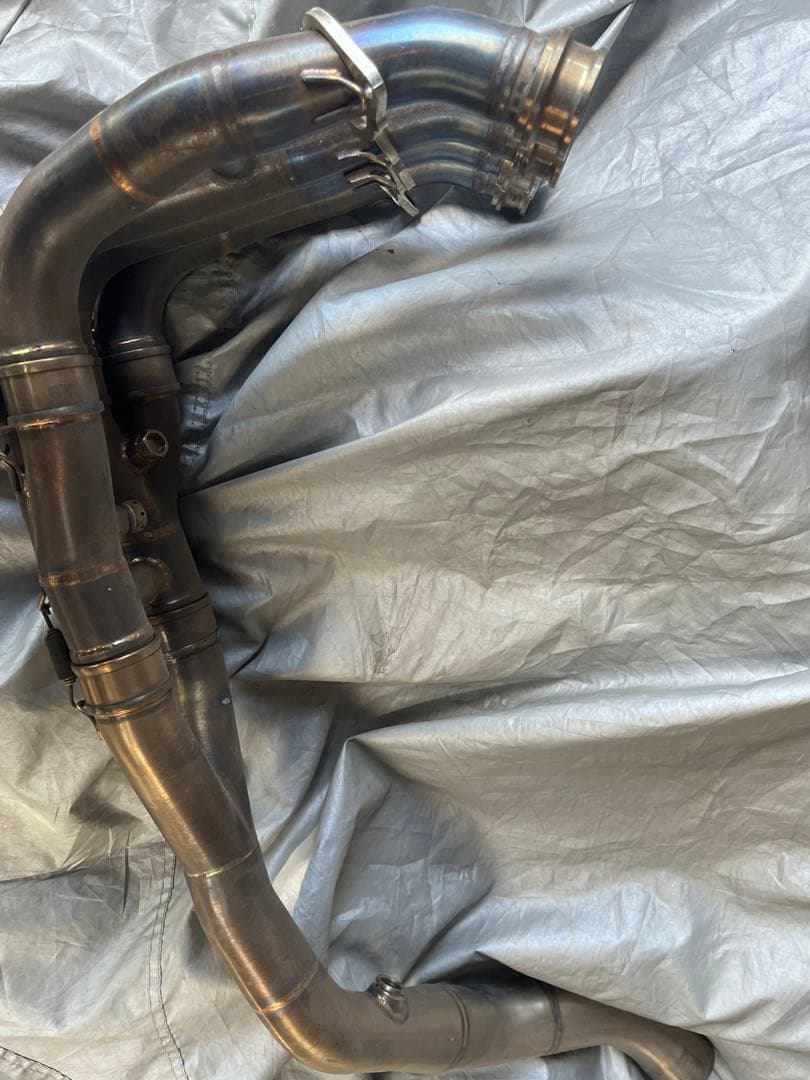 YZF-R6 レオビンチマフラー