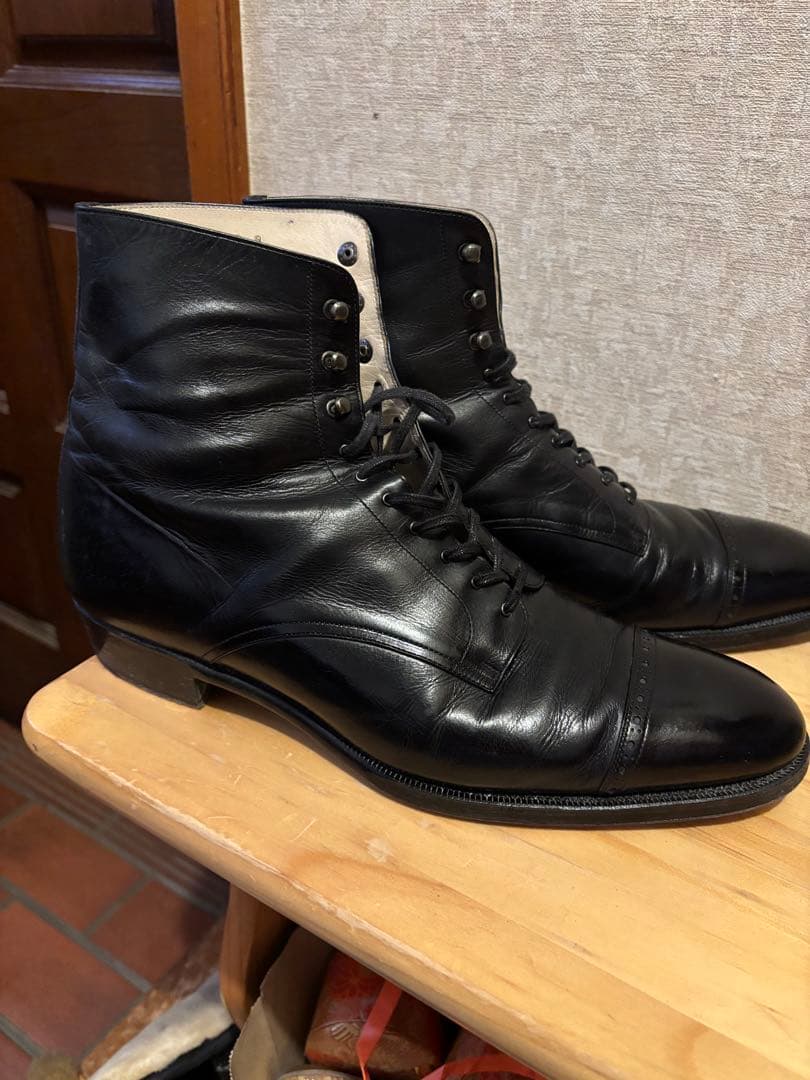 ブラックレザーブーツ キャップトゥ　30'sスタイル