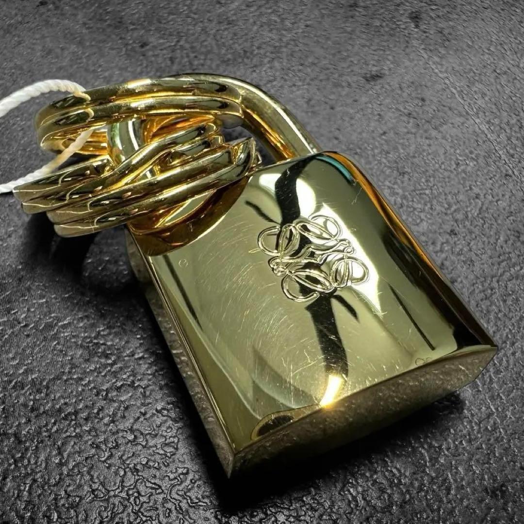 希少✨LOEWE 南京錠型　アナグラム　チャーム　キーリング　キーホルダー