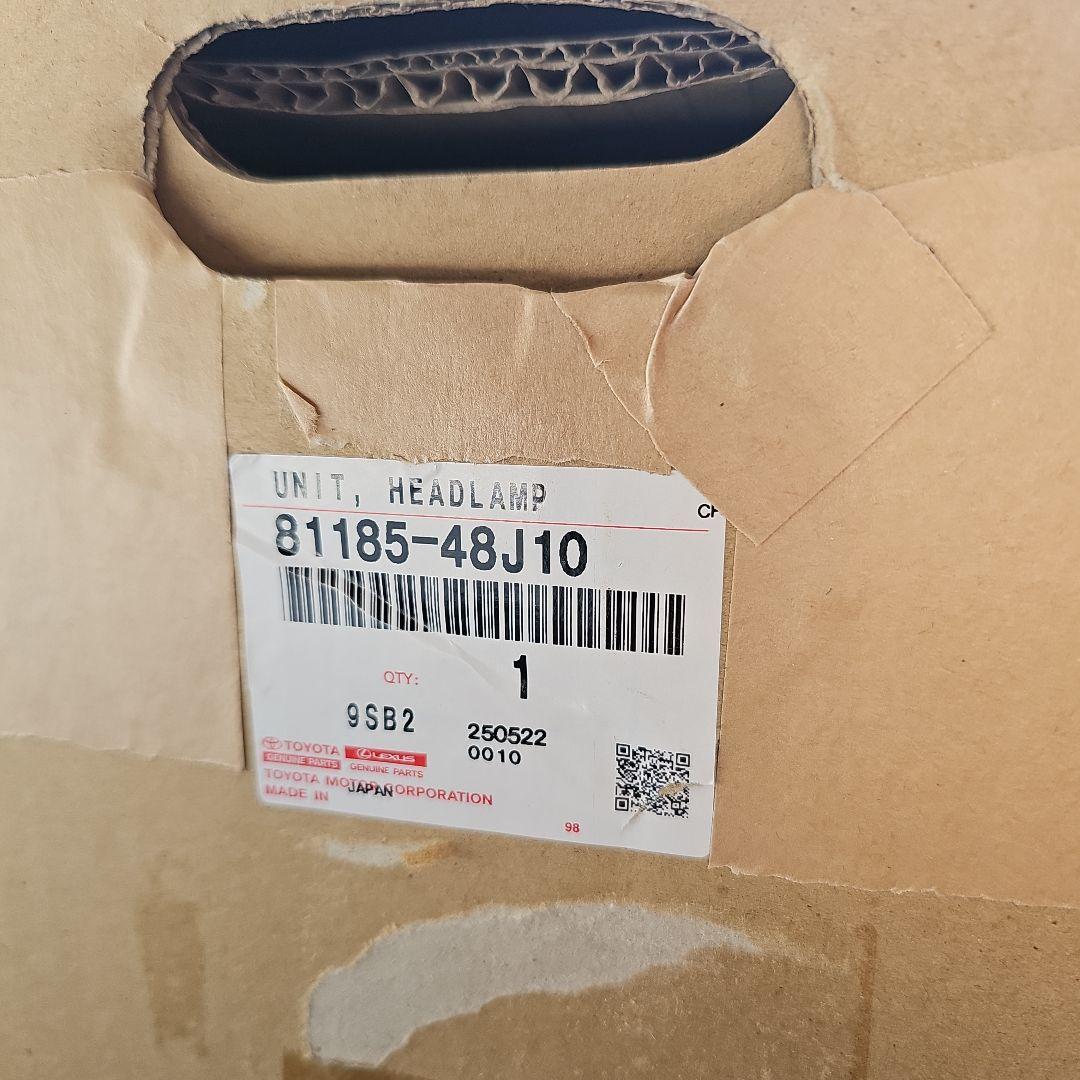 【美品】トヨタ 80系ハリアー 左ヘッドライト 81185-48J10