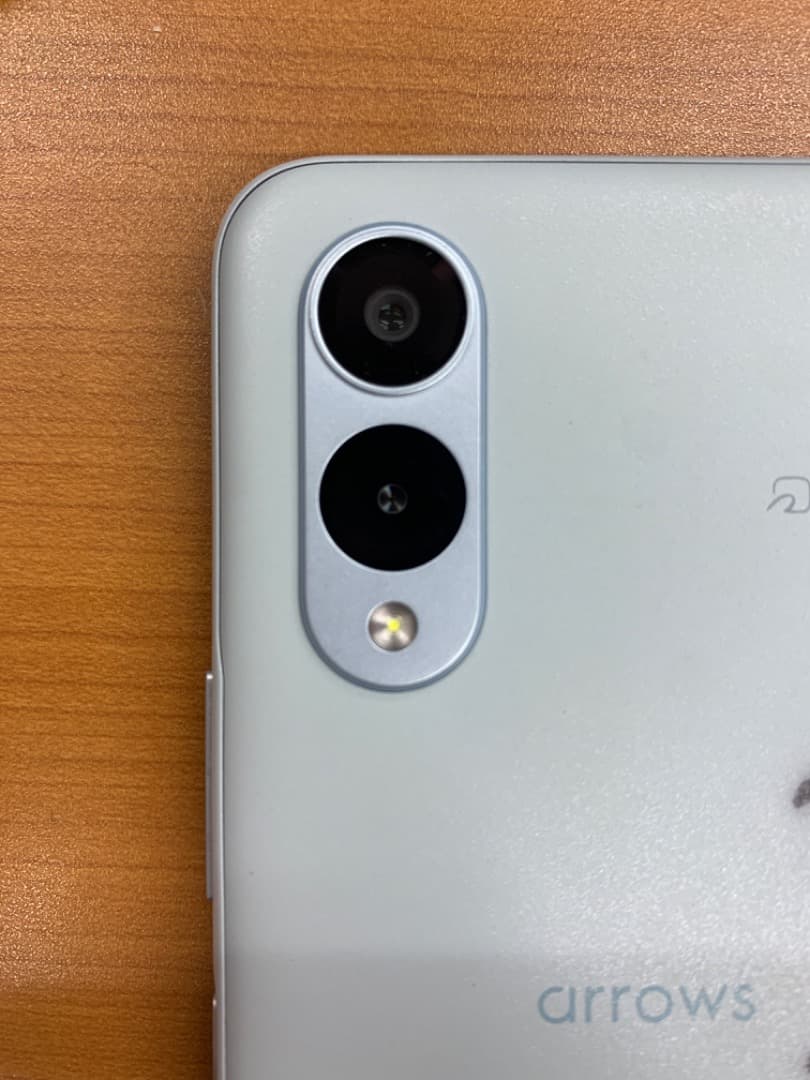 会*め様 動作確認済 arrows We2 FCG02 64GB ID T075