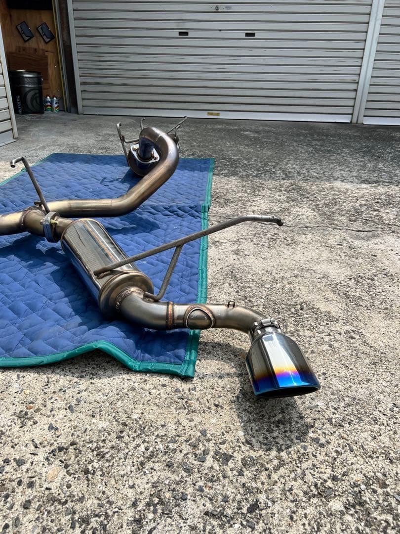 ブリッツ ハイエース 2Lガソリン車 マフラー