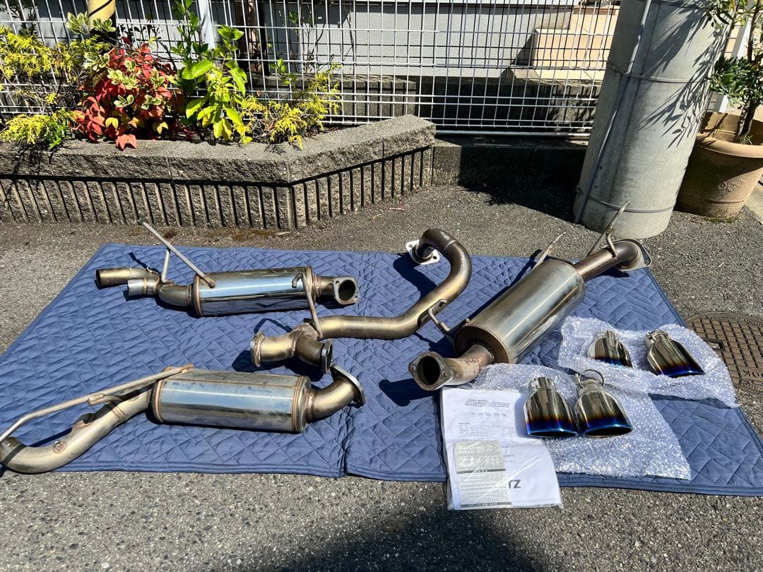 ブリッツ ハイエース 2Lガソリン車 マフラー