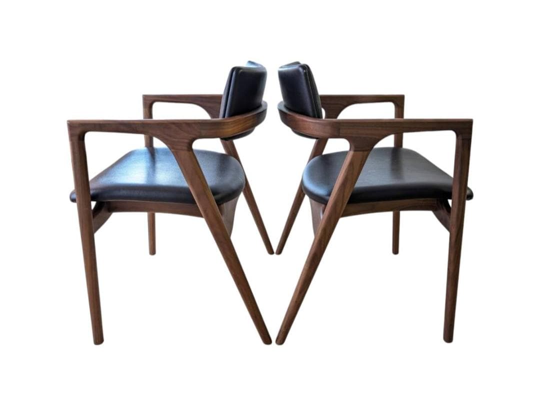 平田椅子製作所　CAPRA 　キャプラ　 アームチェア　２脚（追加可能）