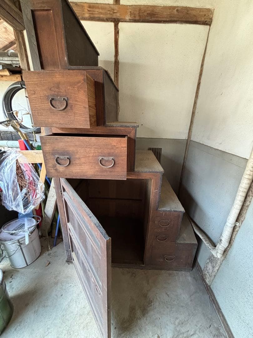 箪笥階段　タンス階段　昭和レトロ