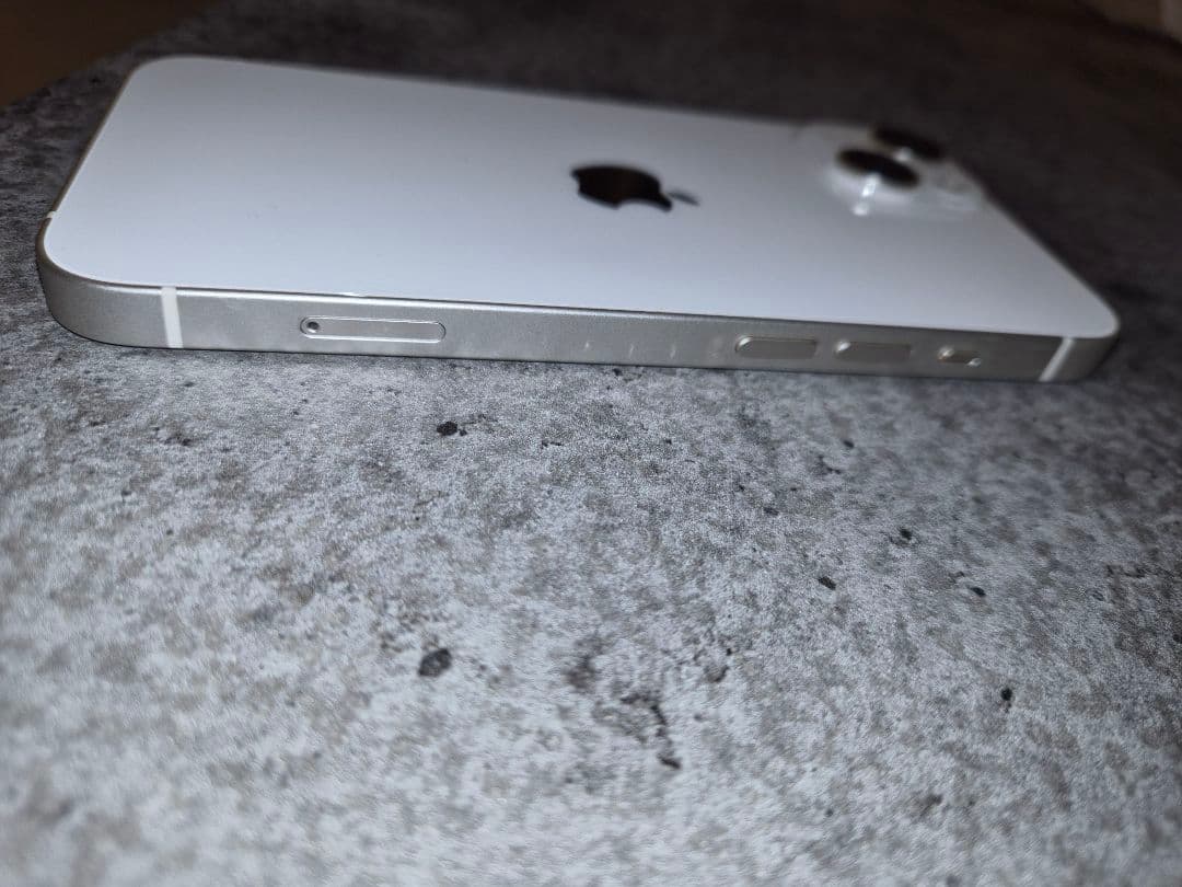 【美品/箱あり】Apple iPhone 14 スターライト 128GB