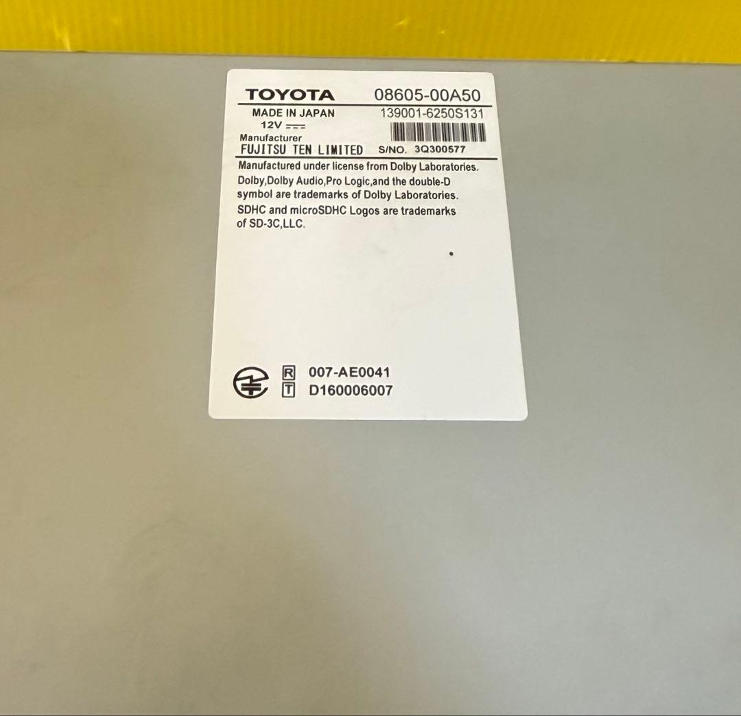 トヨタ純正　SDナビ NSZT-W66T　2017年地図　高精細液晶　アンテナ