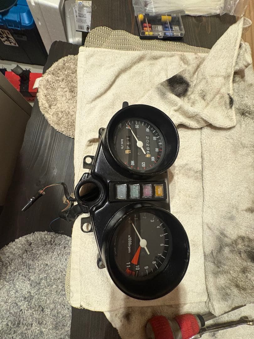 cb250tメータータコメータースピードメーター