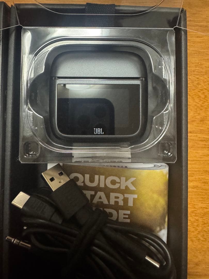 JBL TOUR PRO 3 ブラック完全ワイヤレスイヤホン1月17日までの出品