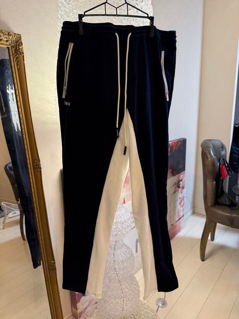 tovho ネイビー ホワイト スウェットパンツ