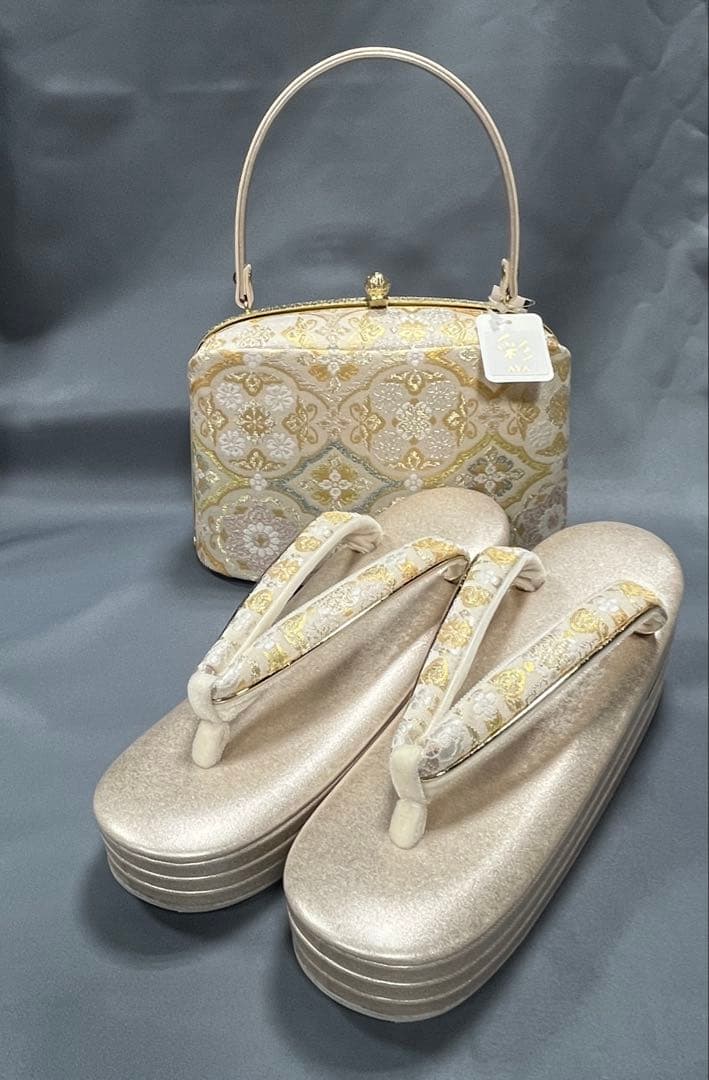 草履バックセット礼装用　西陣帯地使用　厚底草履24cm ソフト鼻緒裏　彩ブランド