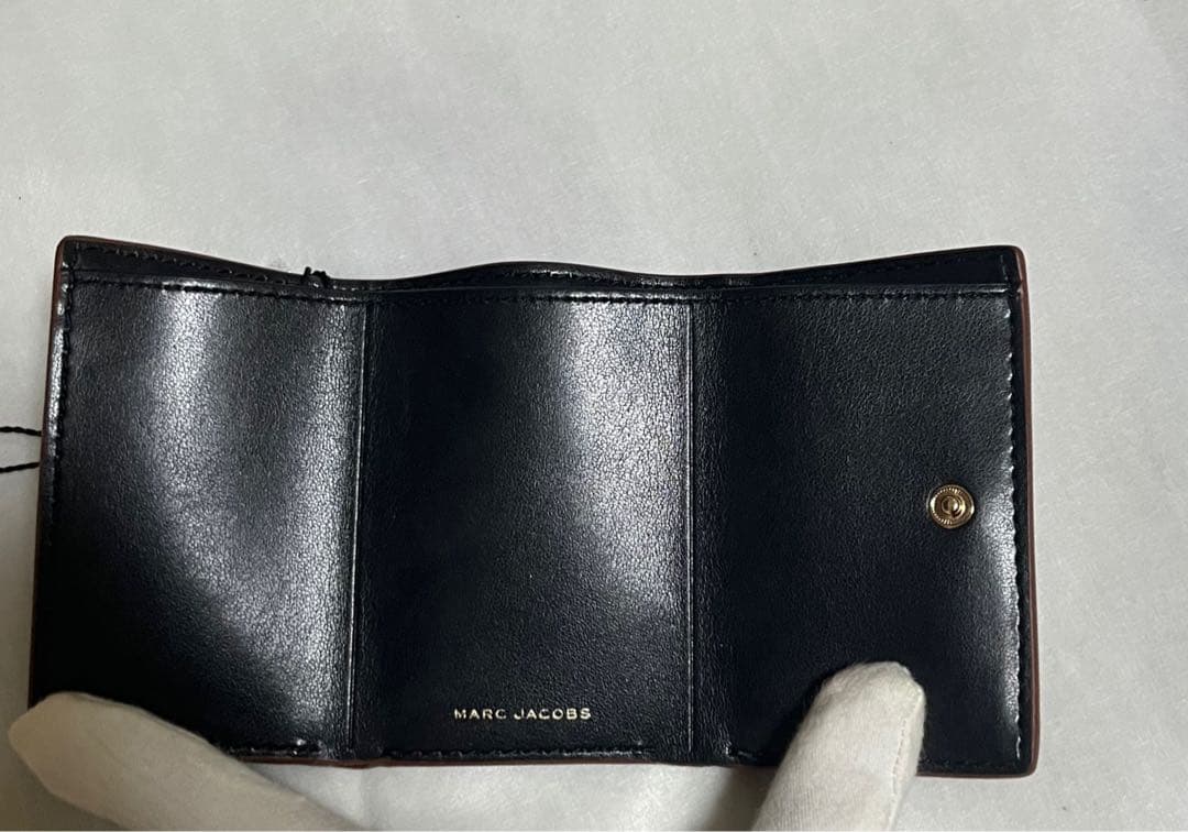 【新品未使用】MARC JACOBS 三つ折り財布　ブラウン