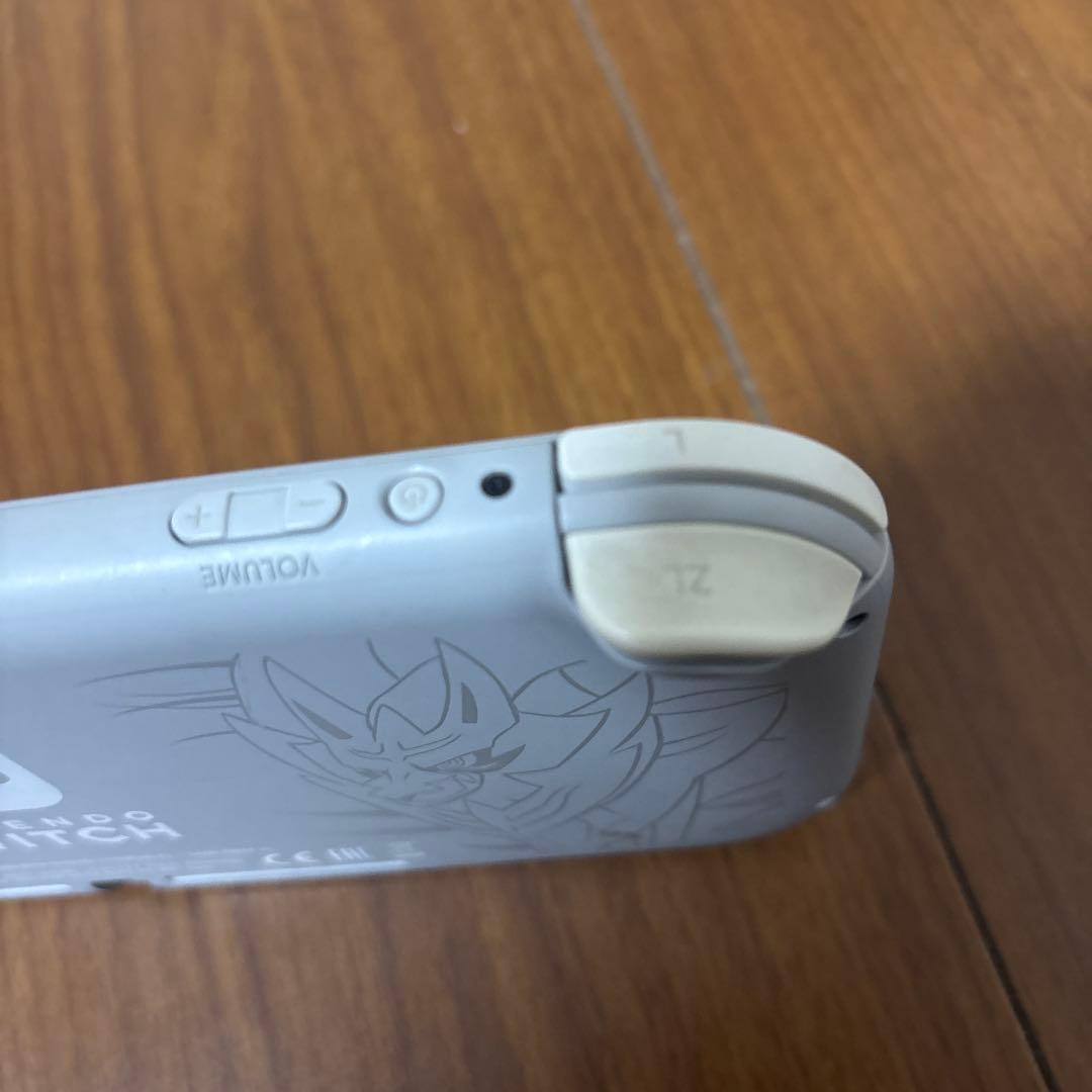 【ジャンク】　Switchライト　ザシアン　ザマゼンダ