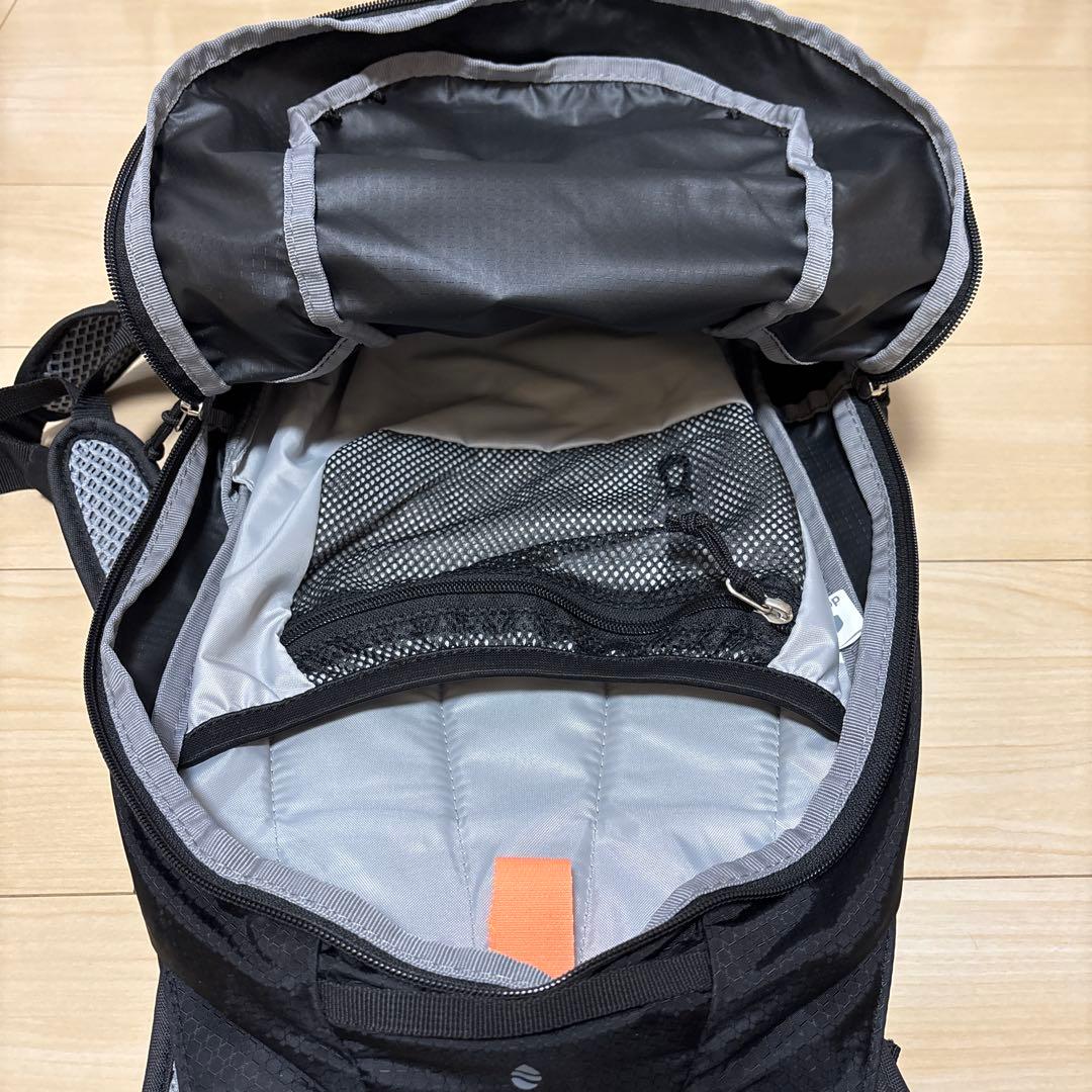 deuter RACE 12 バックパック 黒 12L
