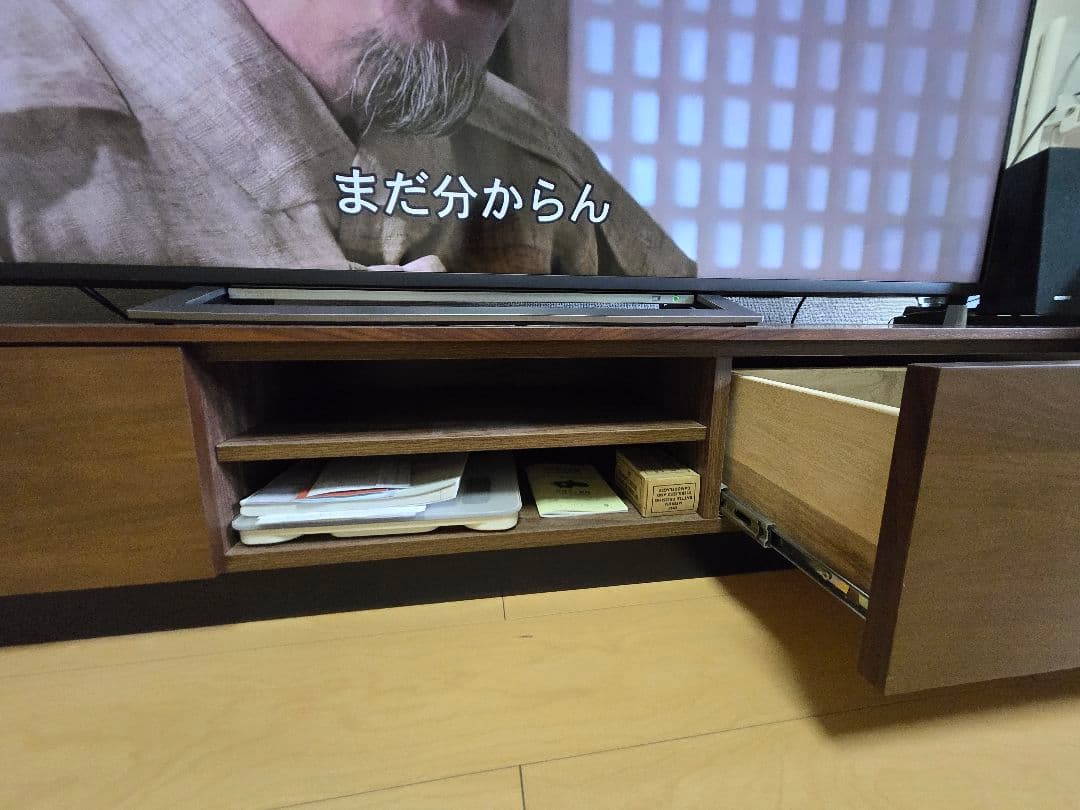 TOSHIBA REGZA 液晶テレビ65型とNitoriテレビ台セット