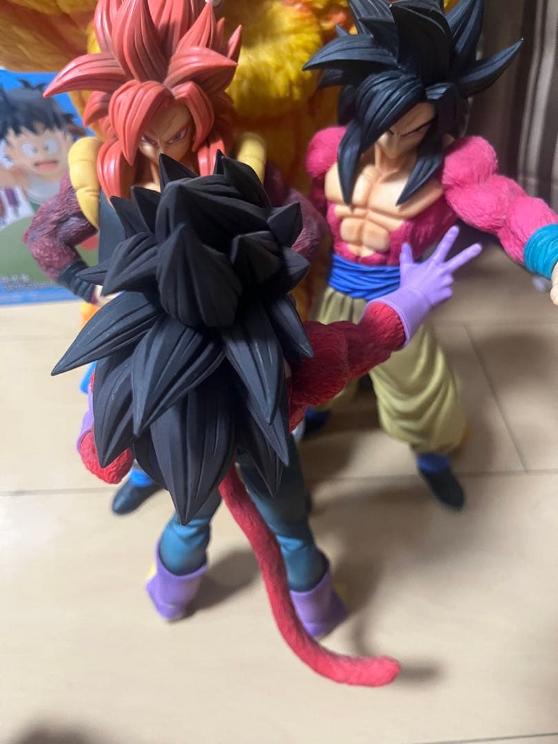 ドラゴンボールフィギュア　一番くじ　グレイテストサイヤン　超サイヤ人4