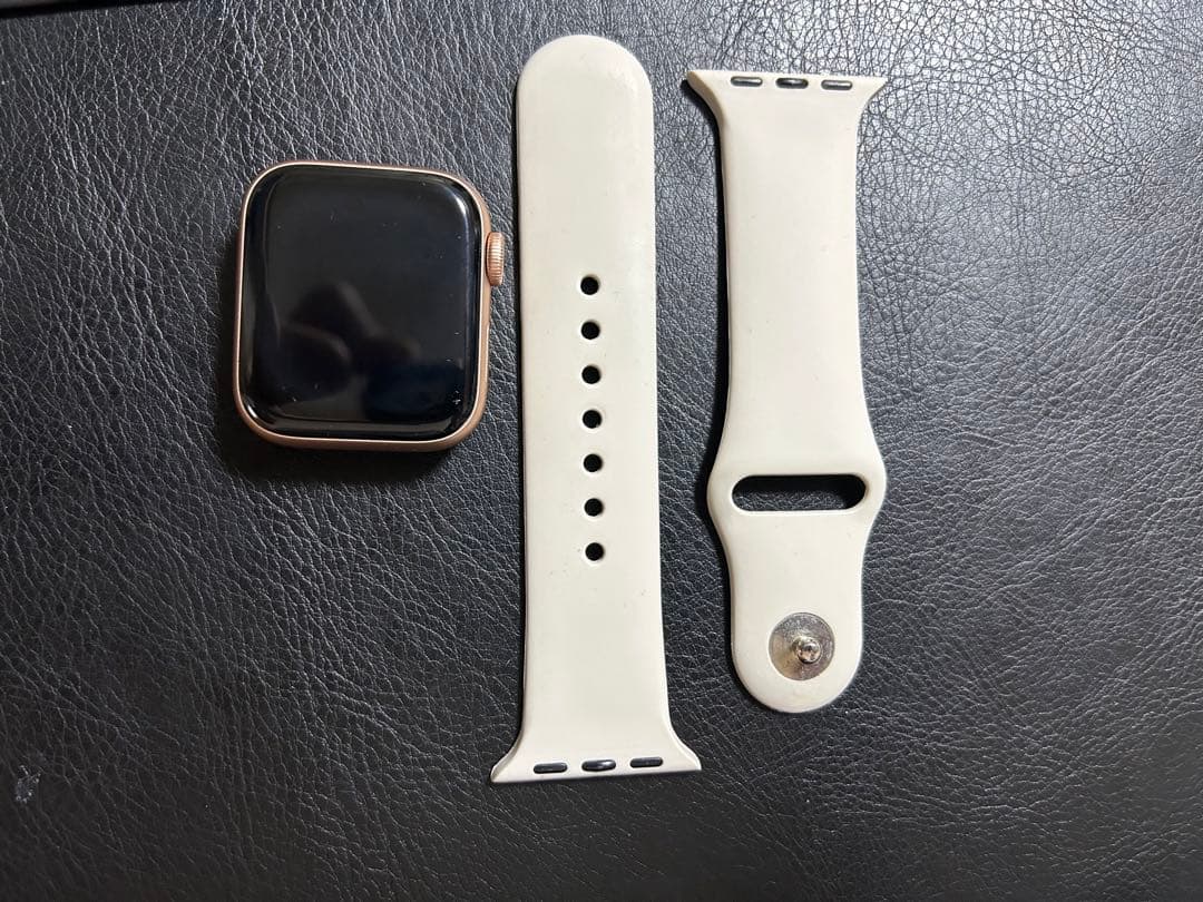 Apple Watch SE 1世代　GPSモデル 40mm
