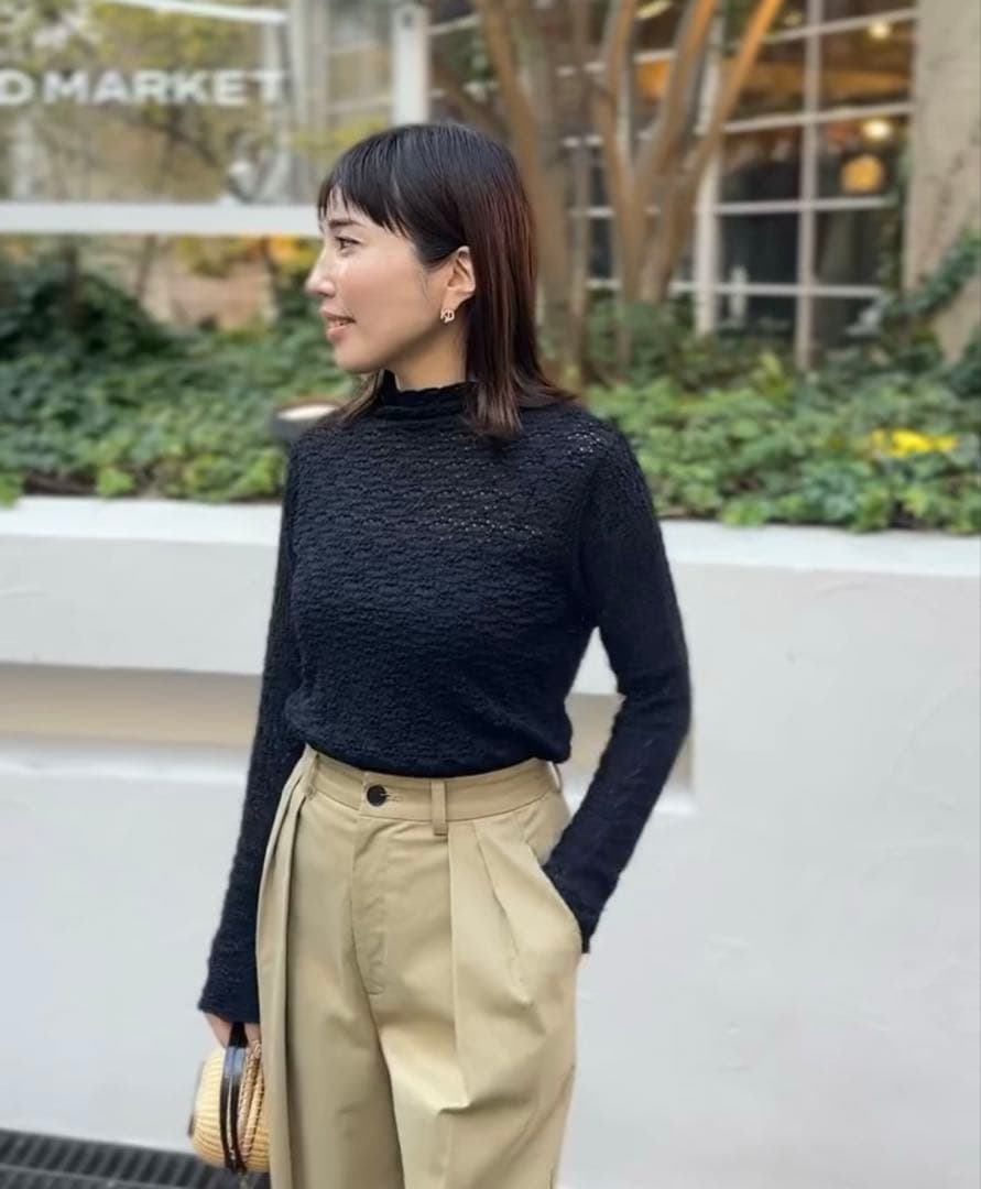 専用トレフルプラスワン.フラワーレーストップス