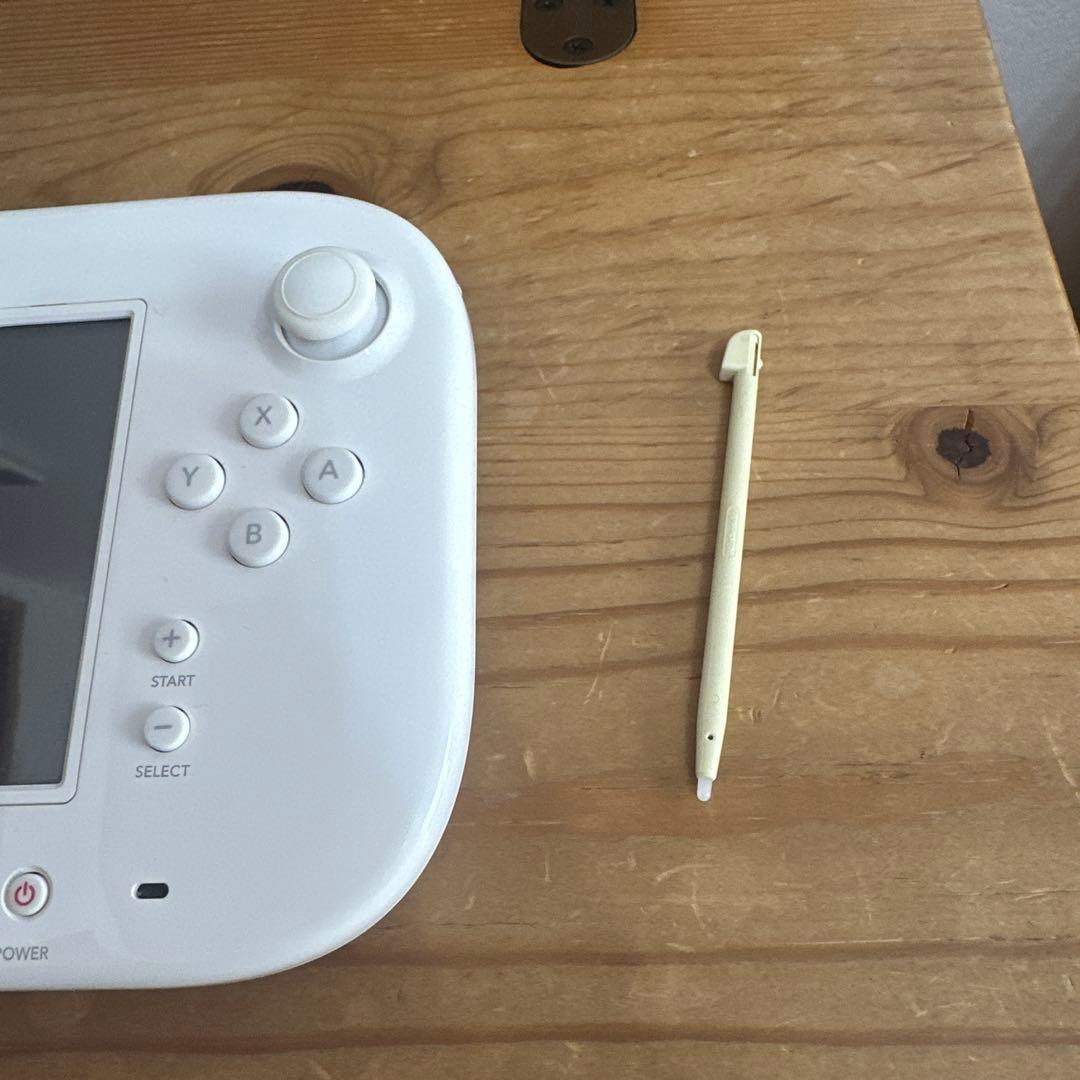 Nintendo Wii Uベーシックセット& WIIリモコンプラス