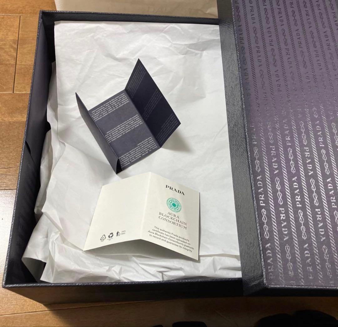 PRADA モノリス　ローファー　10