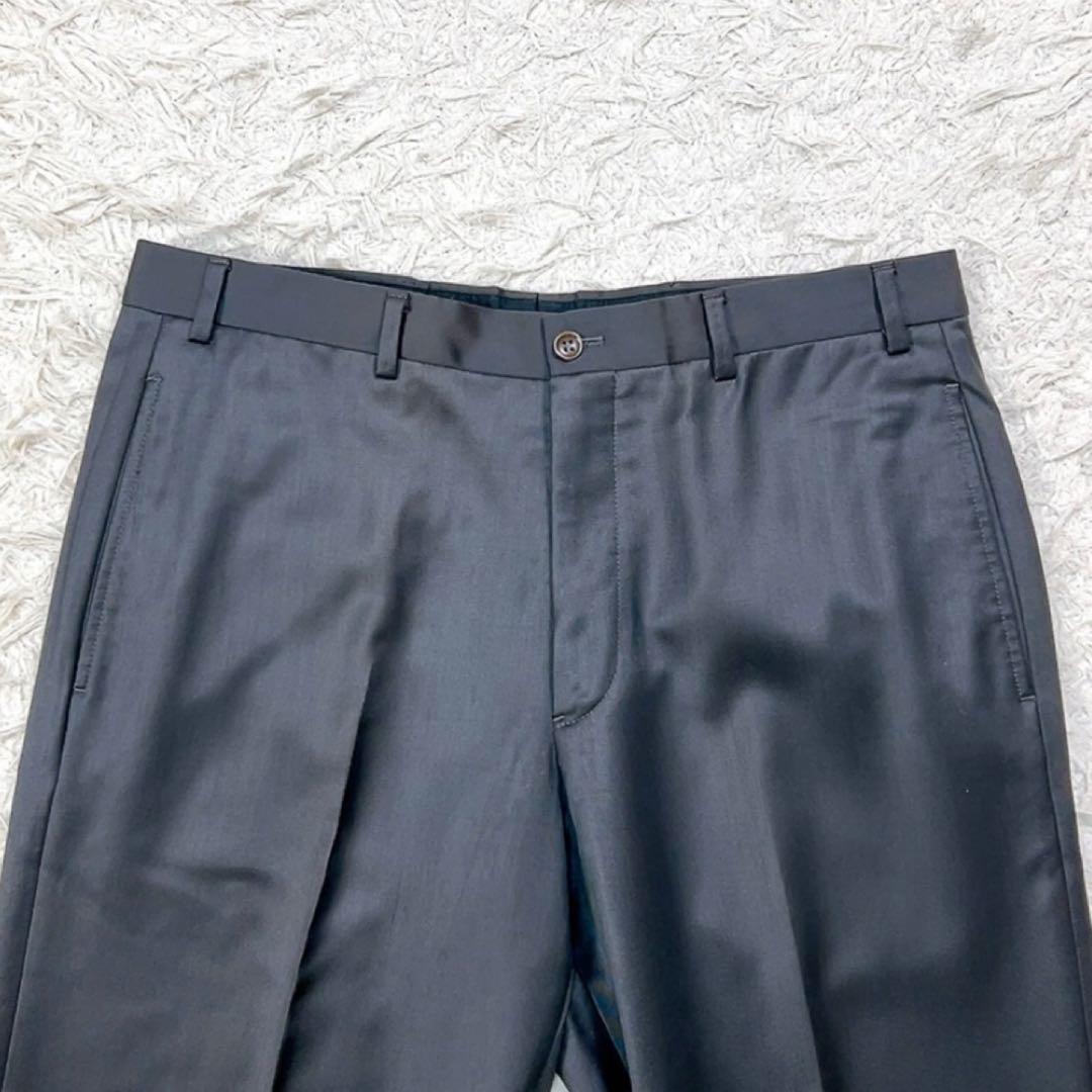 美品 アルマーニコレツォーニ ワイド スラックス 48 ダークグレー 光沢あり