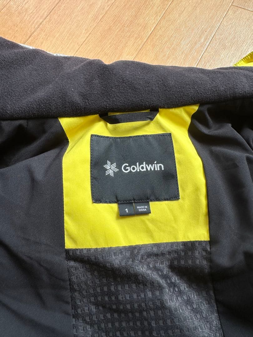 23-24ゴールドウイン　スキーウェア上下セット　サイズ1（S）