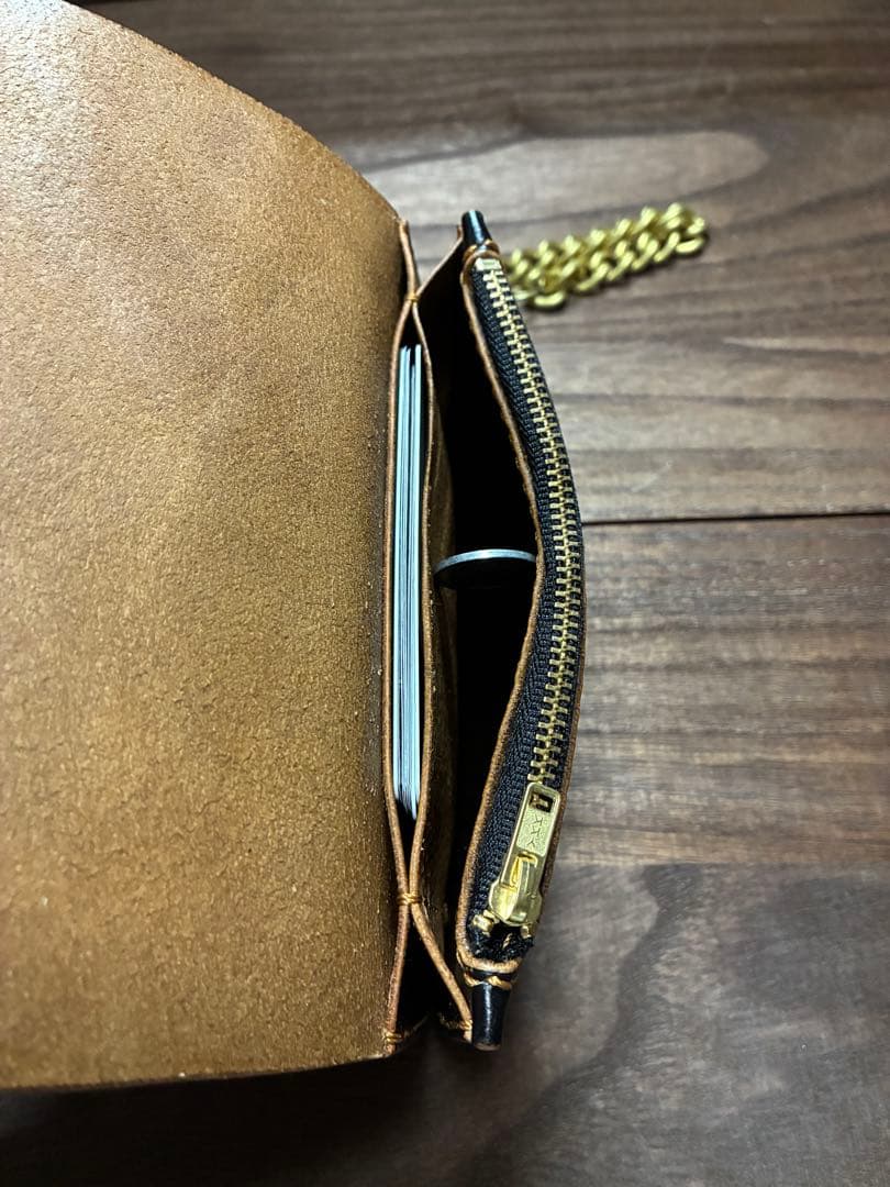 本革ミドルトラッカーウォレット