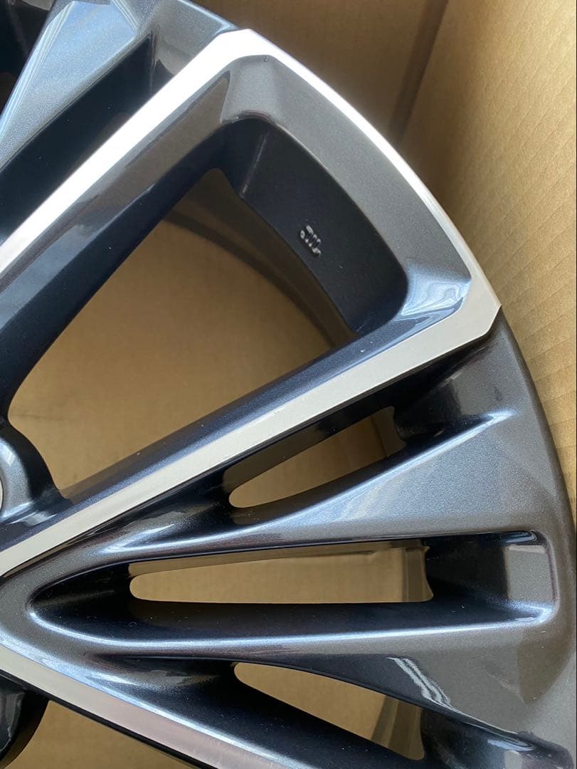 60プリウス純正19インチホイール一本