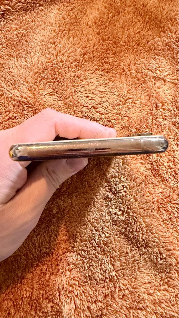 Apple iPhone XSゴールド 本体