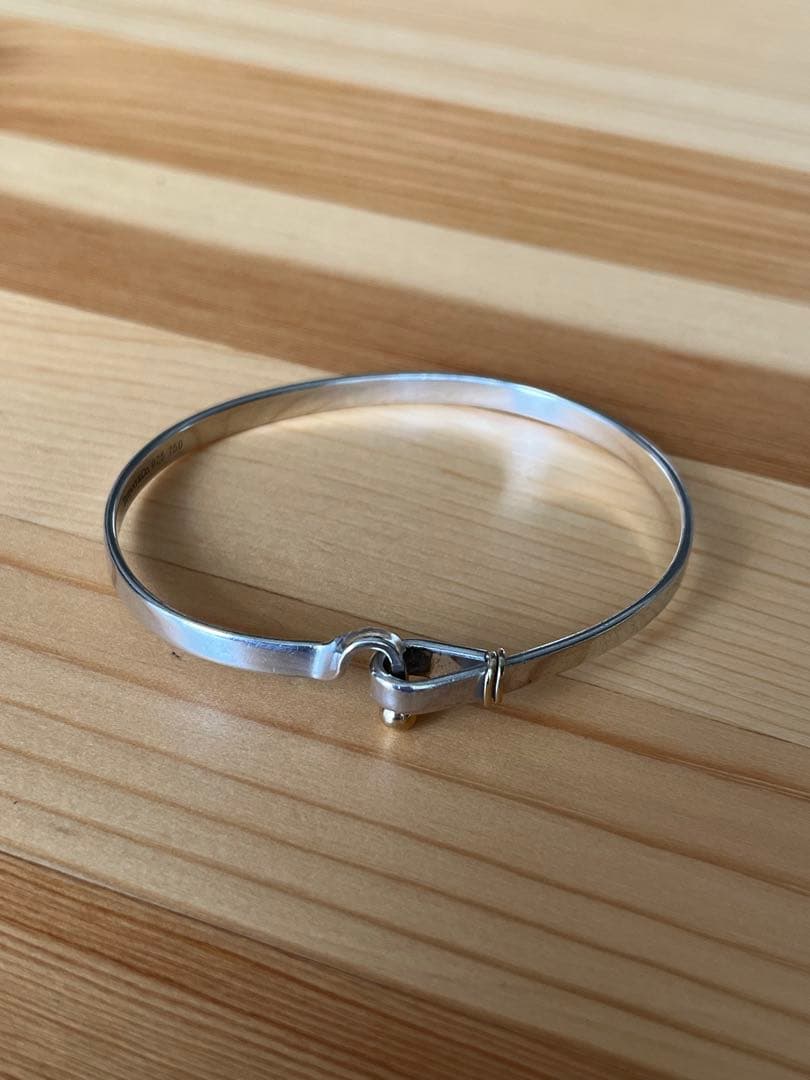 ティファニー シルバーバングル フック式留め具付き