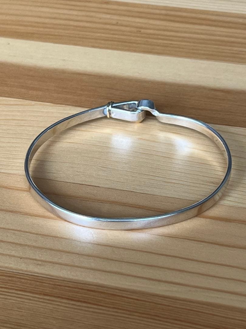 ティファニー シルバーバングル フック式留め具付き