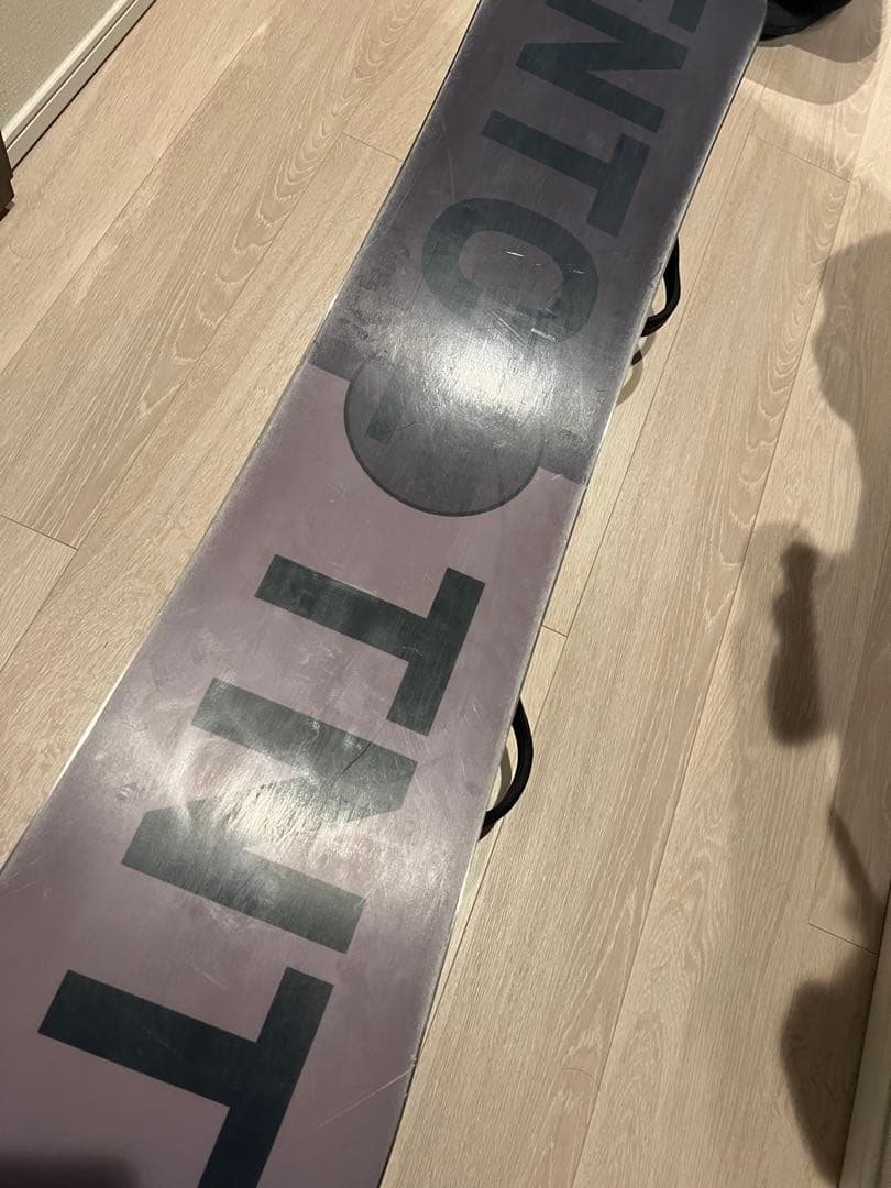 【美品】FNTCスノーボード　SALOMONビンディング付※2025年12月購入