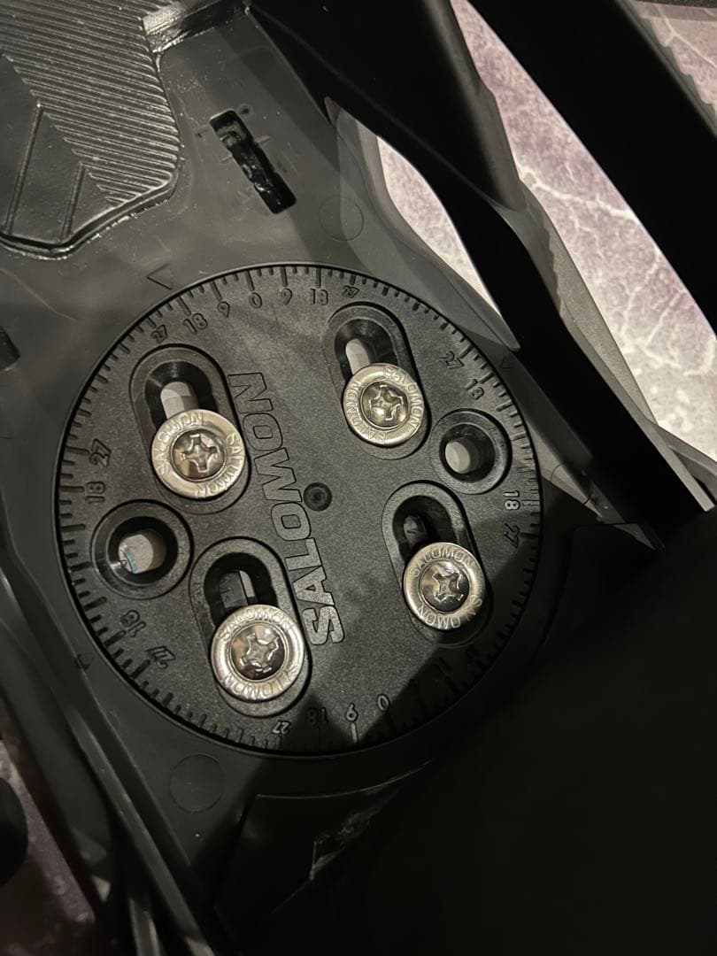 【美品】FNTCスノーボード　SALOMONビンディング付※2025年12月購入