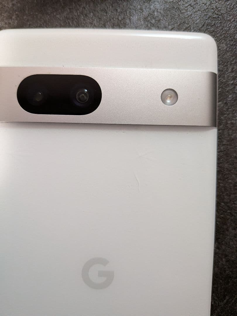 Google Pixel 7a ホワイト 画面にひびあり 128GB