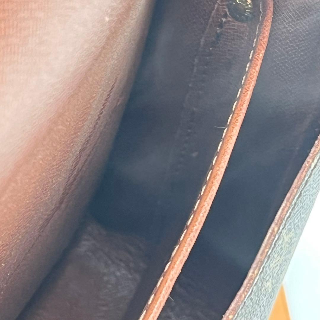 Louis Vuitton モノグラム カルトシエール