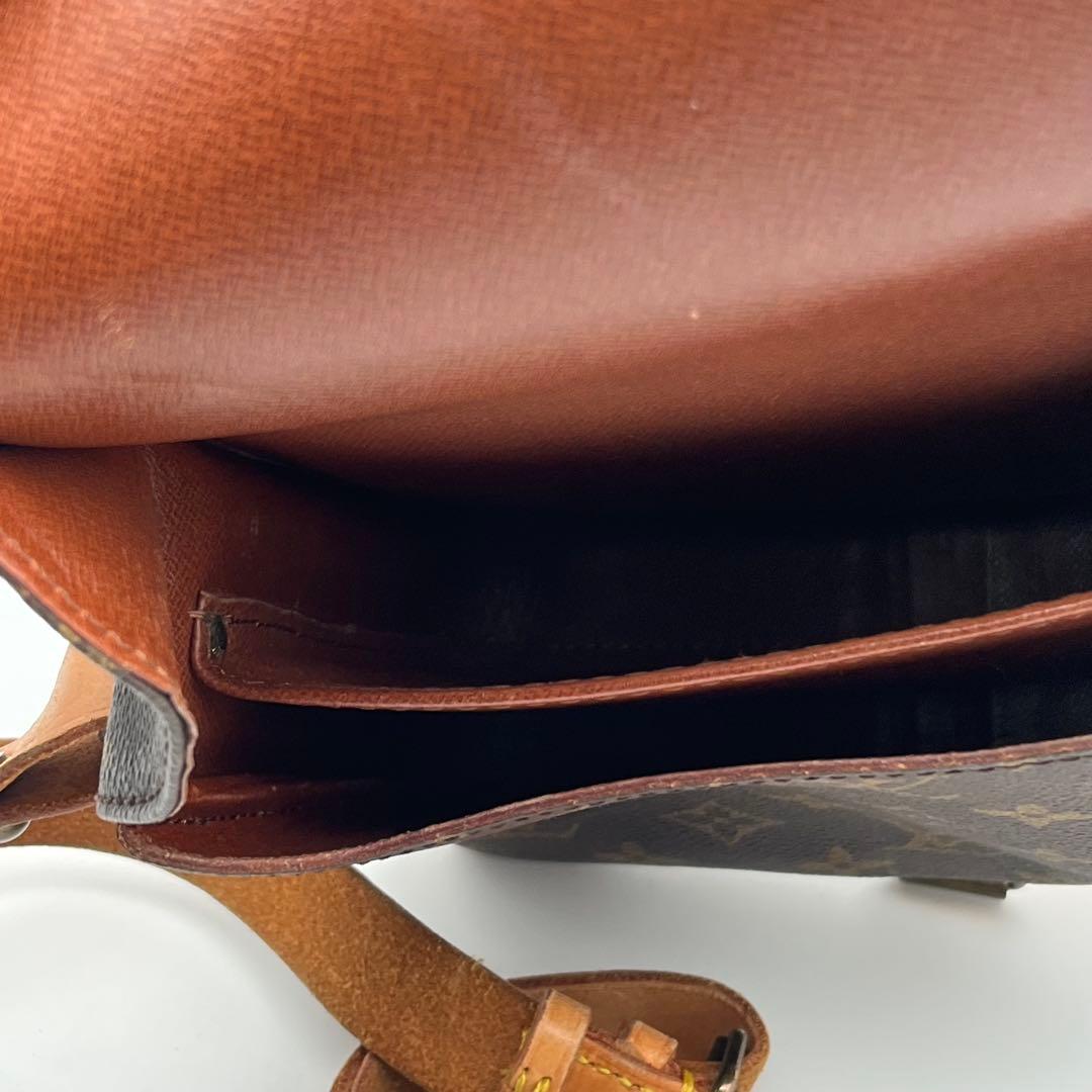 Louis Vuitton モノグラム カルトシエール