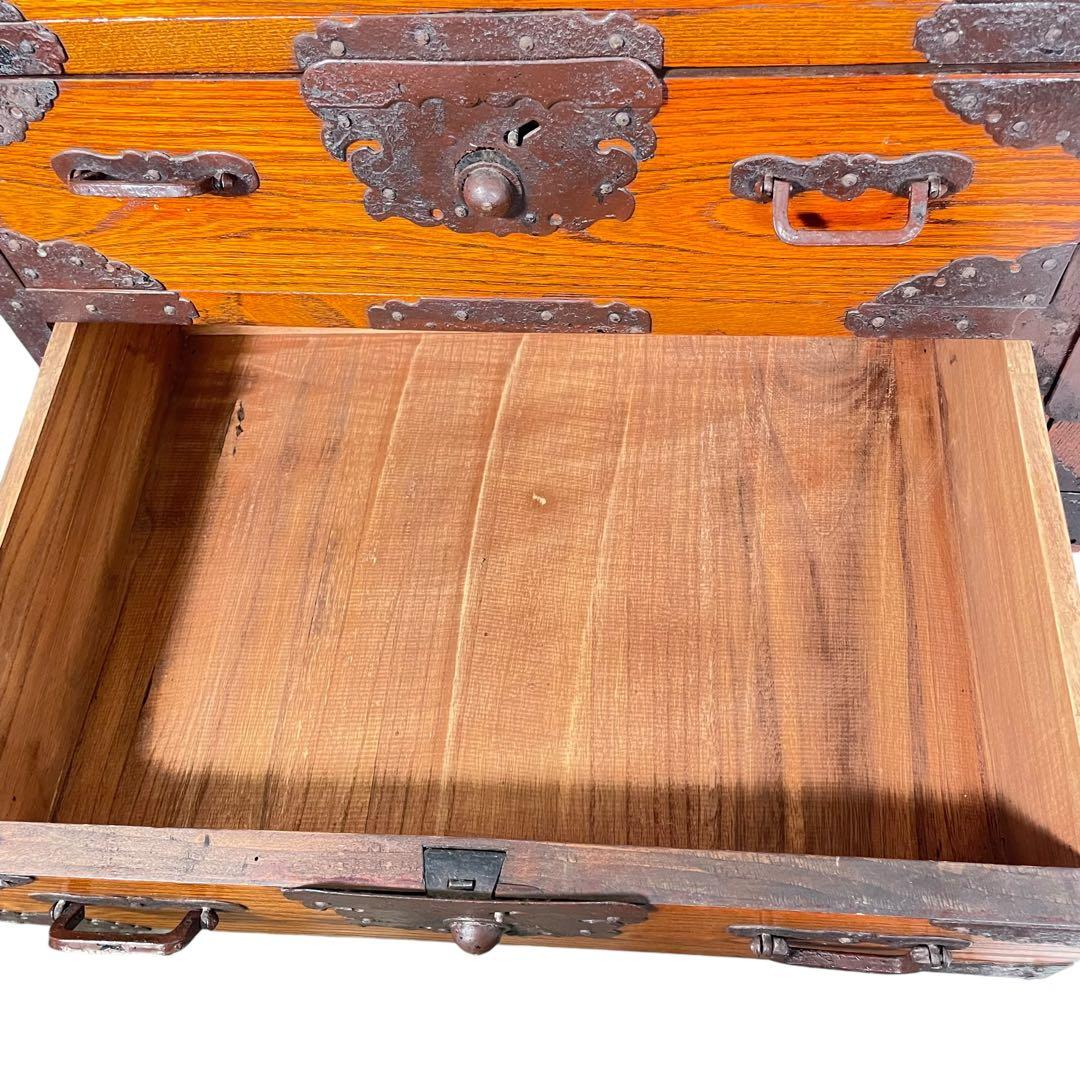 HR431 【シャビー】古い箪笥　欅　ケヤキ　和箪笥　鉄細工　昭和レトロ