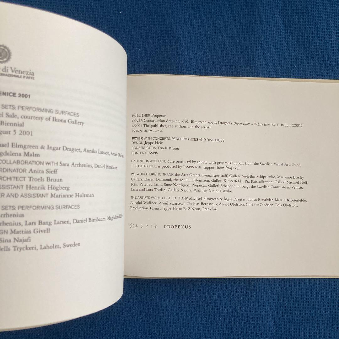 洋書 Sets: Performing Surfaces. + 3firms