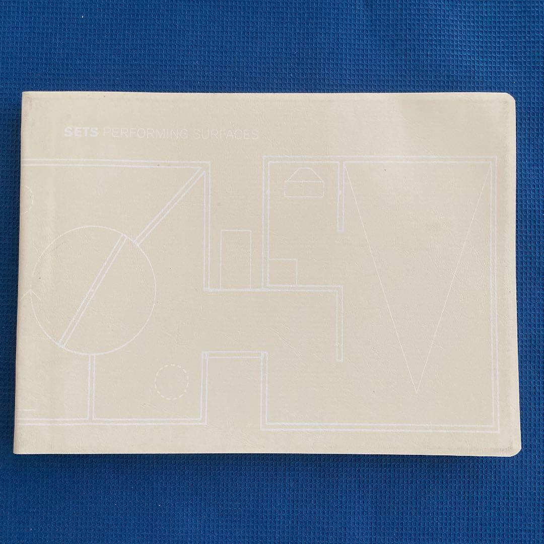 洋書 Sets: Performing Surfaces. + 3firms