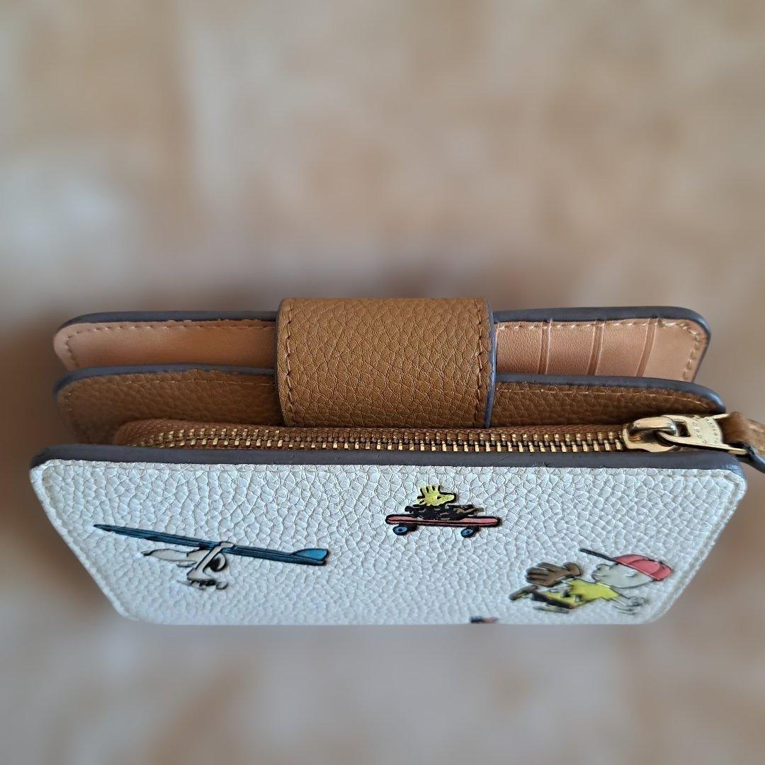 COACH NEW YORK SNOOPY二つ折り財布