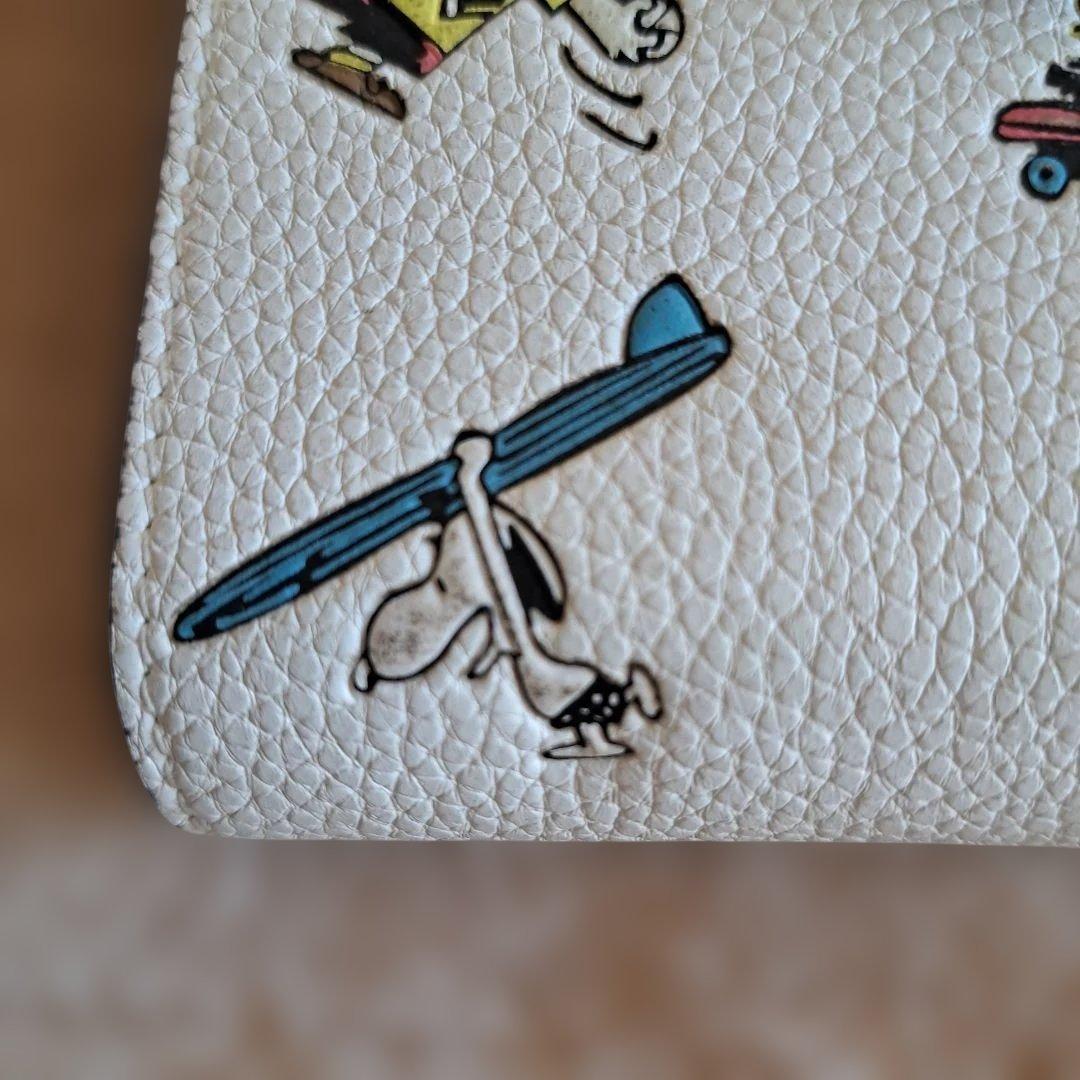 COACH NEW YORK SNOOPY二つ折り財布
