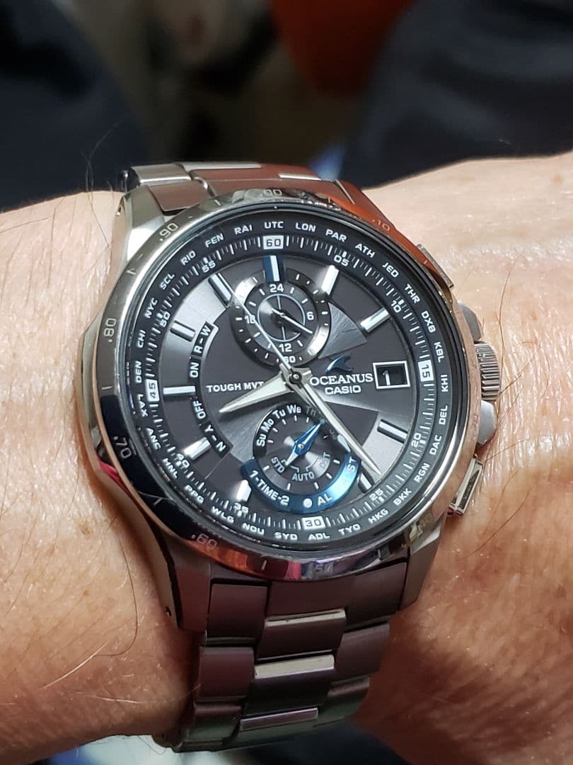 ソーラー、電波腕時計 CASIO OCEANUS クォーツ