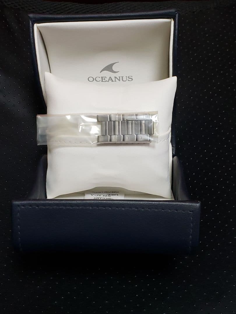 ソーラー、電波腕時計 CASIO OCEANUS クォーツ